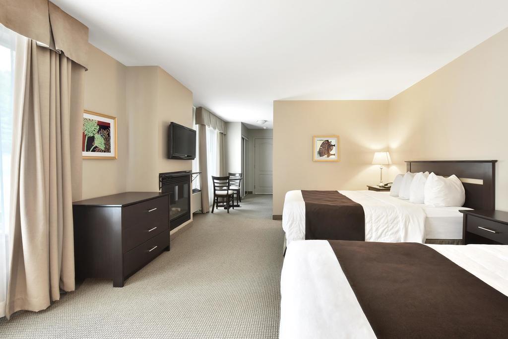 Hotel Le Versailles Saint-Sauveur-des-Monts Værelse billede